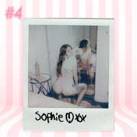 Polaroïds obscènes exclusifs signés par Sophie Darling 2