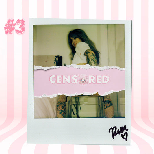 Rosita Martin — Illuminated Curves Set Polaroid #03